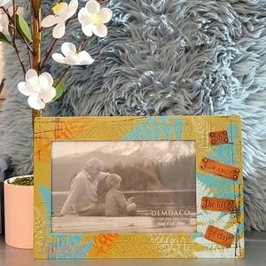 DEMDACO Hand Made photo frame holds 4"×6" Photo